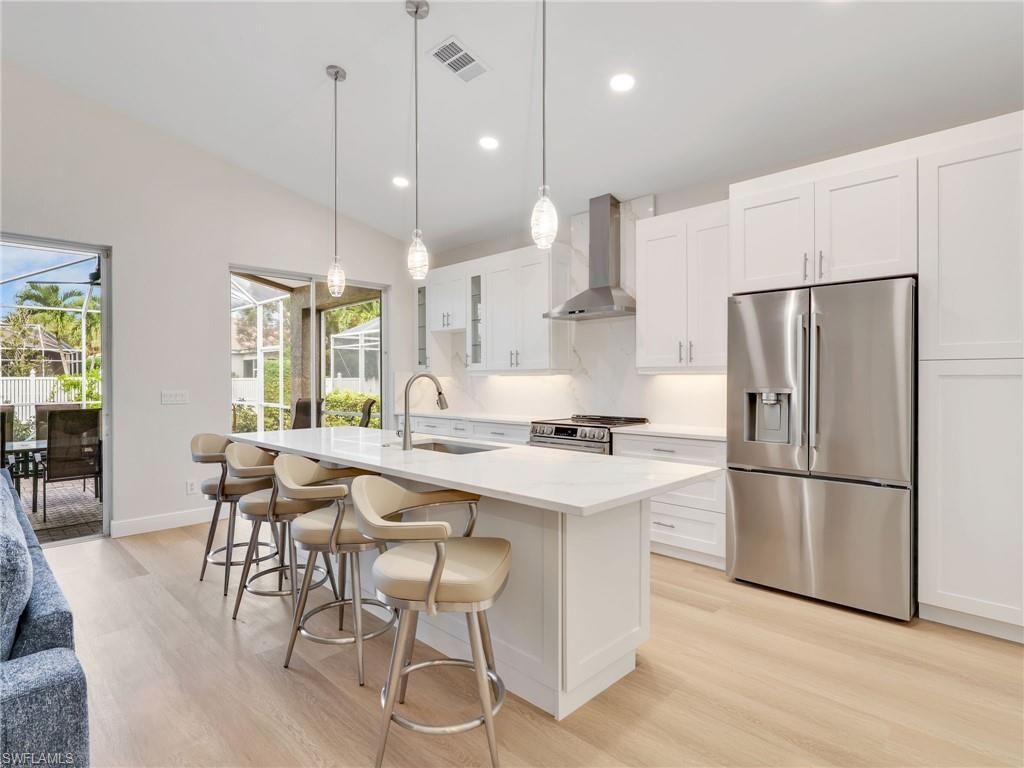 92 Glen Eagle Cir, Naples, FL 34104 Photo