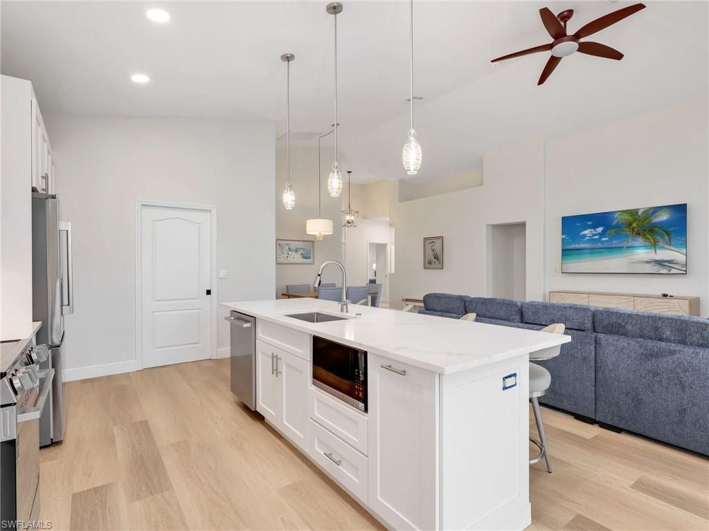 92 Glen Eagle Cir, Naples, FL 34104 Photo