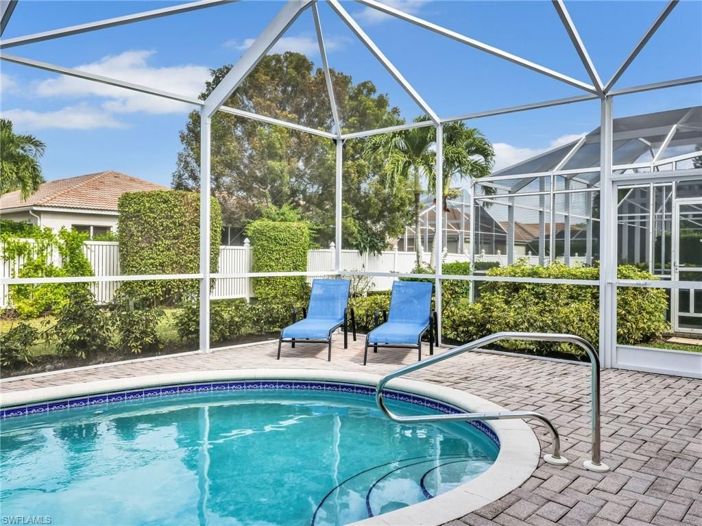 92 Glen Eagle Cir, Naples, FL 34104 Photo