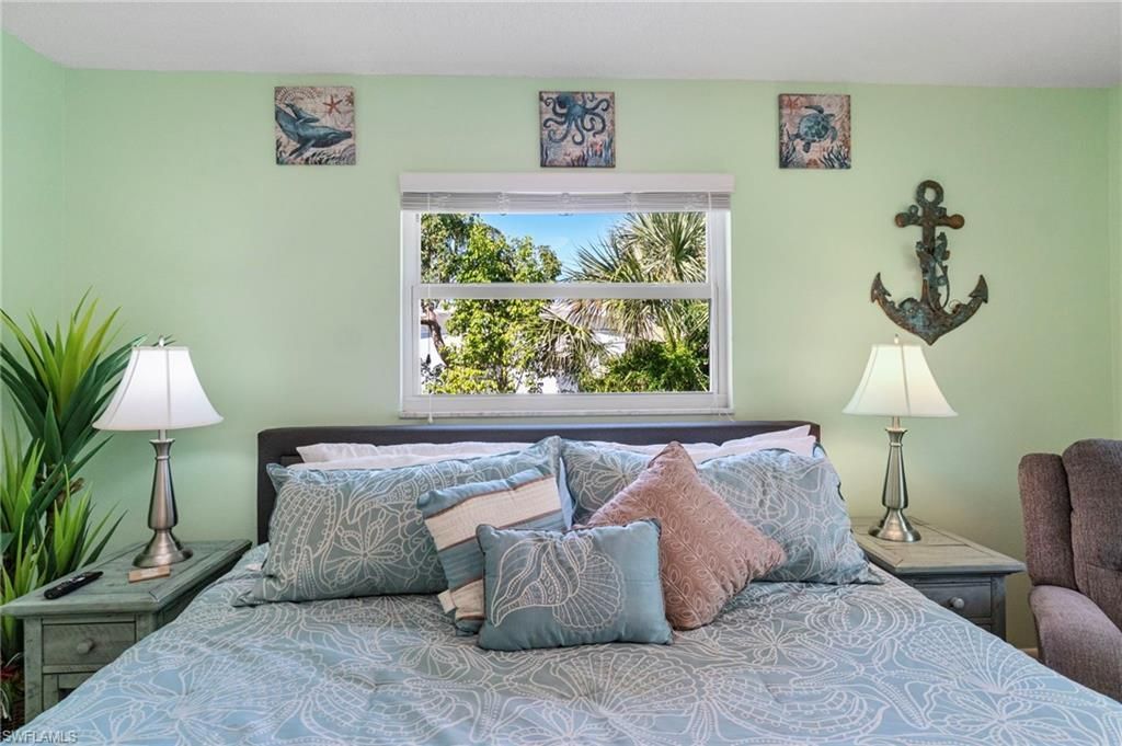 11 2nd St, Bonita Springs, FL 34134 Photo