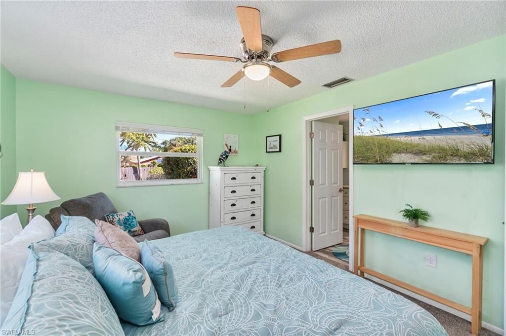 11 2nd St, Bonita Springs, FL 34134 Photo