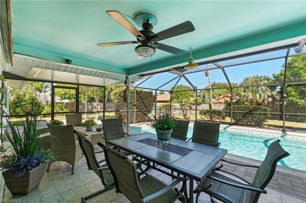 11 2nd St, Bonita Springs, FL 34134 Photo