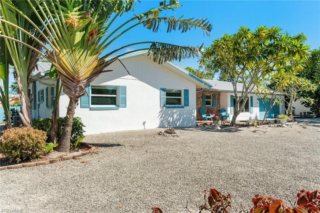 11 2nd St, Bonita Springs, FL 34134 Photo