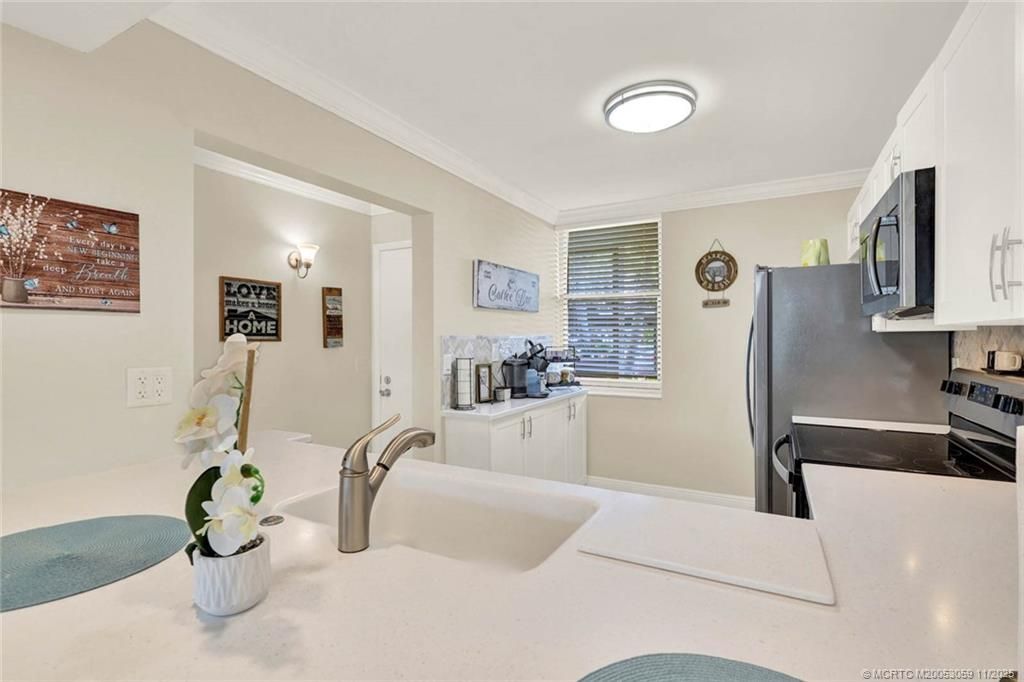 1950 SW Palm City Road, Unit 9-107, Stuart, FL 34994 Photo