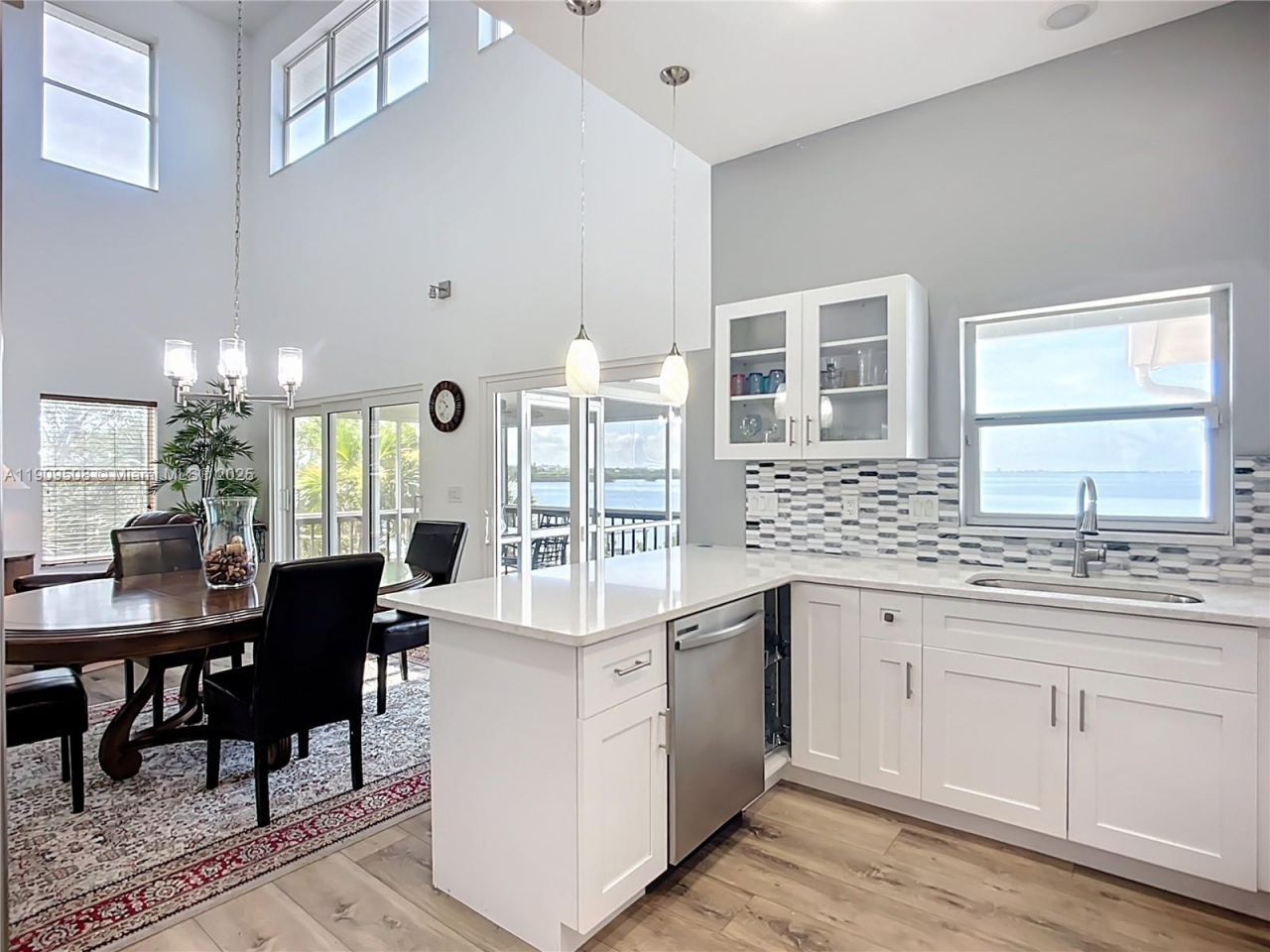 2424-2426 Bay Drive, Bradenton, FL 34207 Photo