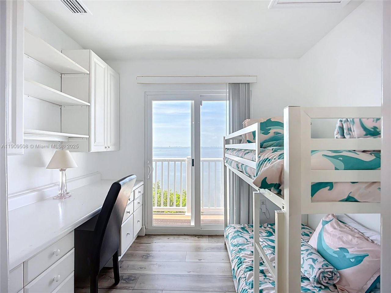 2424-2426 Bay Drive, Bradenton, FL 34207 Photo