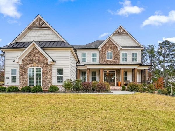 207 Milton Overlook Pass, Woodstock, GA 30188