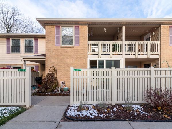 61137 Greenwood Drive, South Lyon, MI 48178