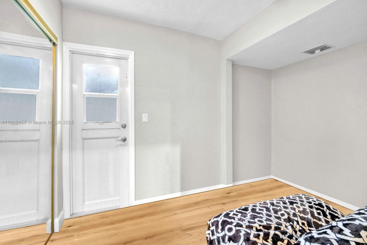 911 NW 135th Way, Sunrise, FL 33325 Photo