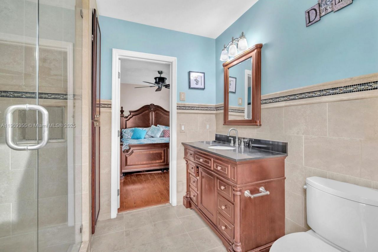 911 NW 135th Way, Sunrise, FL 33325 Photo