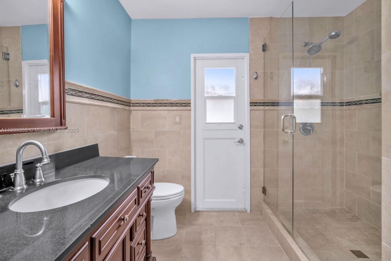 911 NW 135th Way, Sunrise, FL 33325 Photo