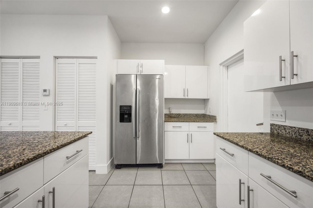 Please Call For Address, Miami, FL 33150 Photo