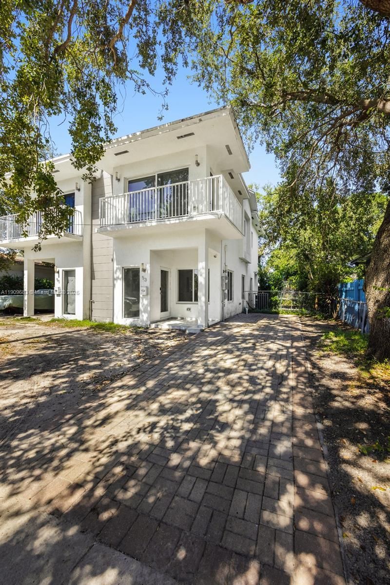 Please Call For Address, Miami, FL 33150 Photo