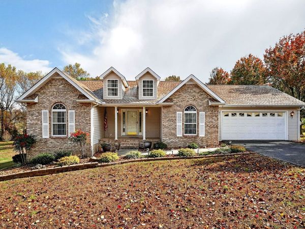 311 Poplar Pt, Rickman, TN 38580