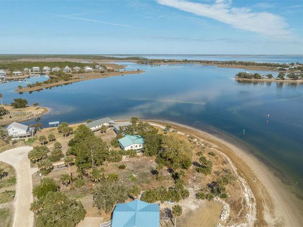 197 BEATY TAFF DR, Crawfordville, FL 32327