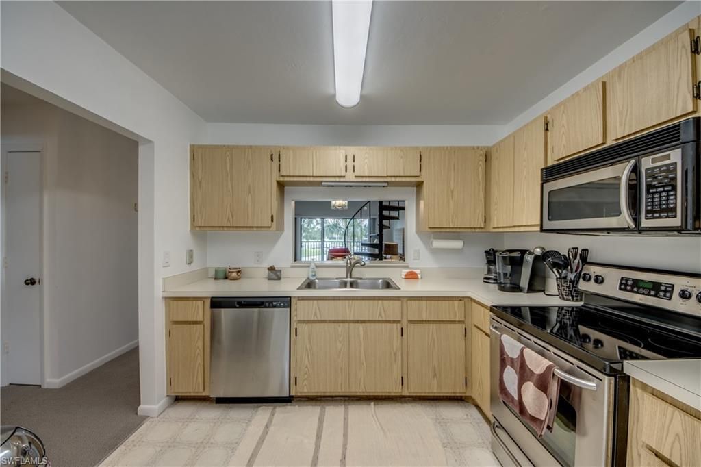 15456 Admiralty Cir , Unit 10, North Fort Myers, FL 33917 Photo