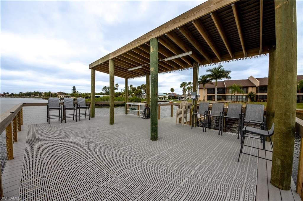 15456 Admiralty Cir , Unit 10, North Fort Myers, FL 33917 Photo