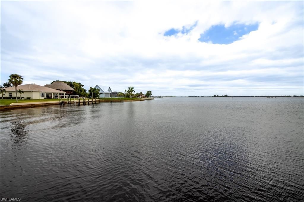 15456 Admiralty Cir , Unit 10, North Fort Myers, FL 33917 Photo