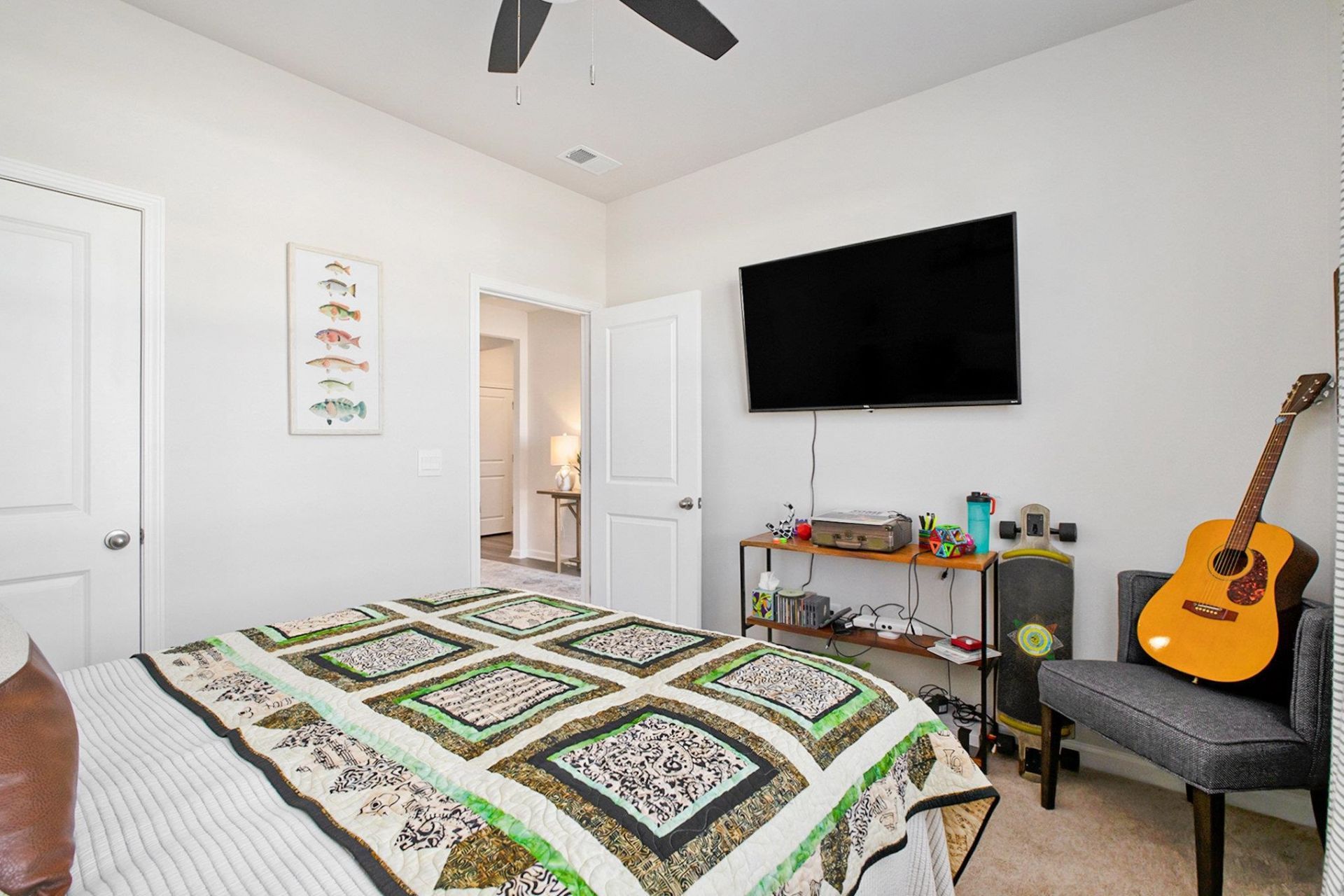 409 Samara Dr. Photo 22