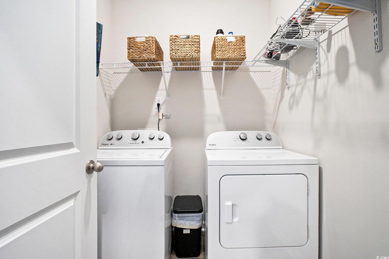 409 Samara Dr. Photo 29