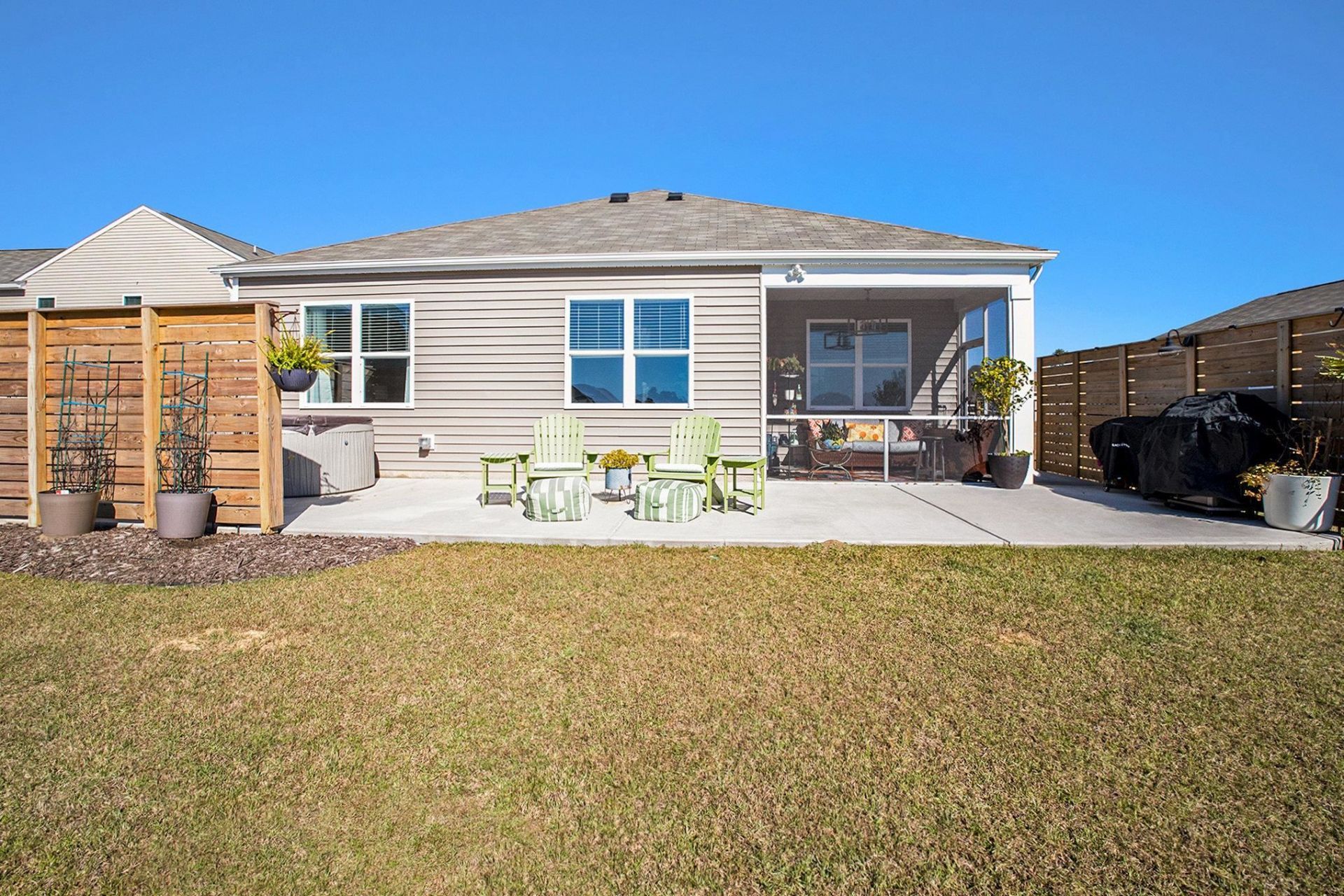 409 Samara Dr. Photo 31