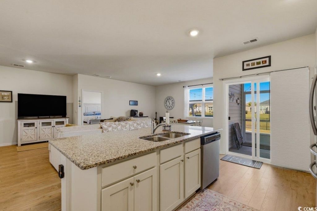 2900 Pegasus Place Photo 11