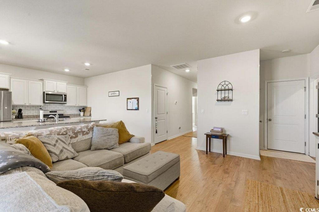 2900 Pegasus Place Photo 14