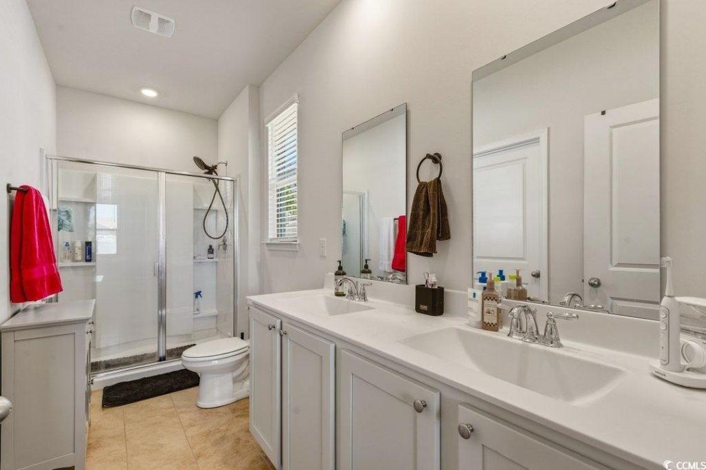 2900 Pegasus Place Photo 18