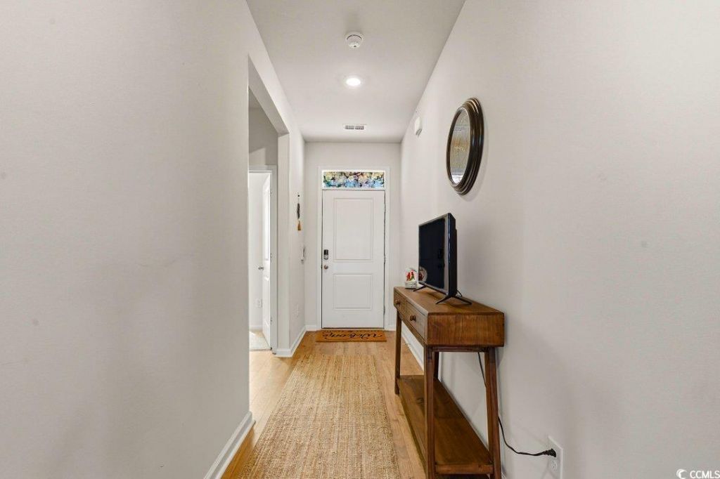 2900 Pegasus Place Photo 5