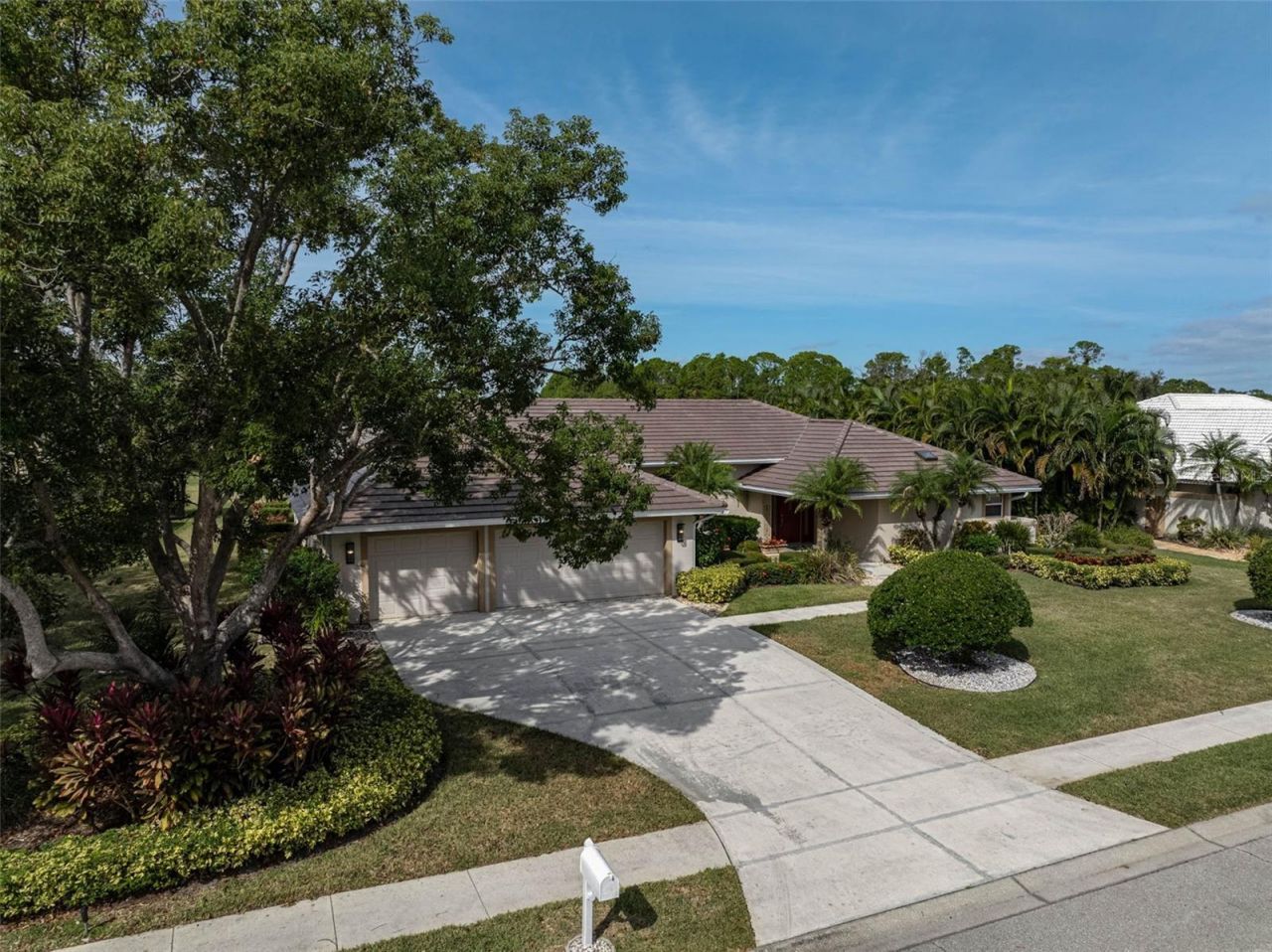 7570 Links Court, Sarasota, FL 34243 Photo