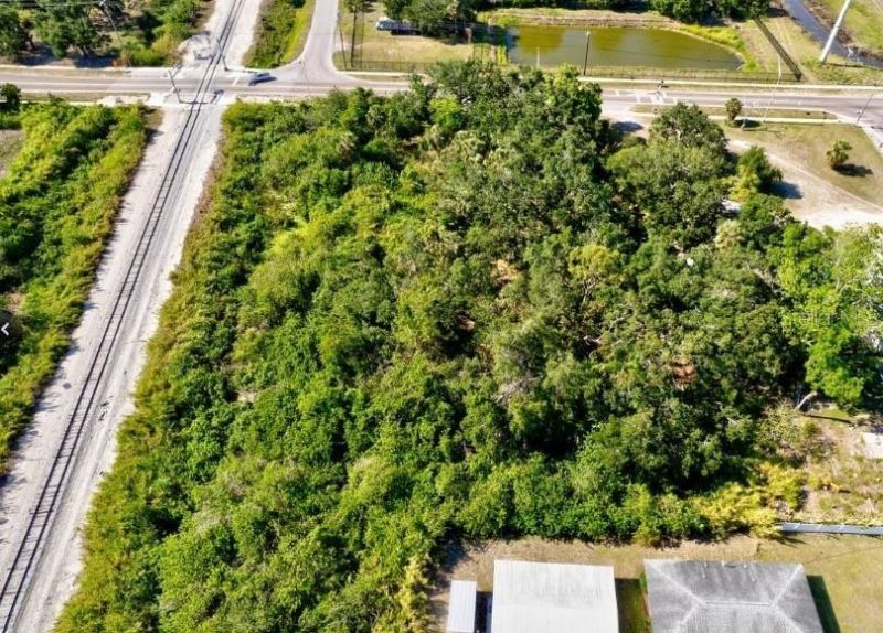 2100 Dr Martin Luther King Jr Way, Sarasota, FL 34234 Photo