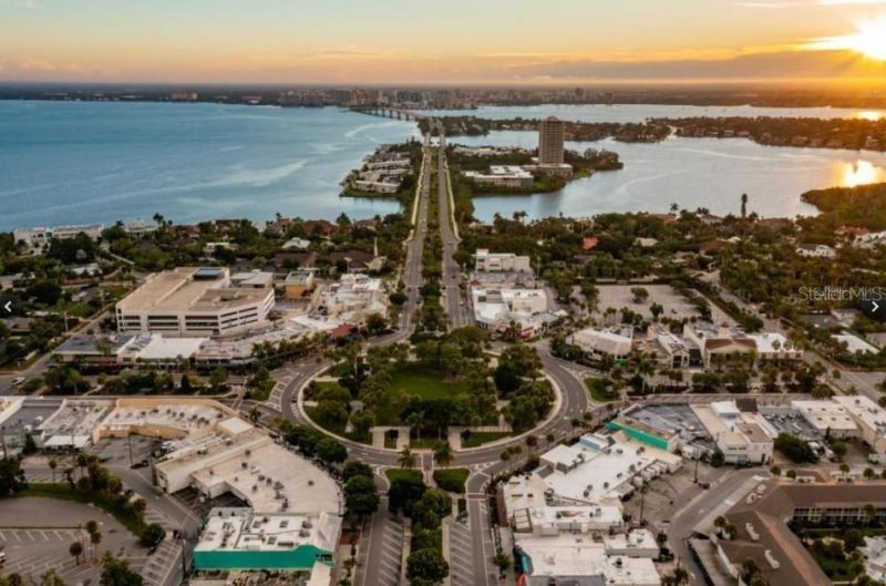 2100 Dr Martin Luther King Jr Way, Sarasota, FL 34234 Photo