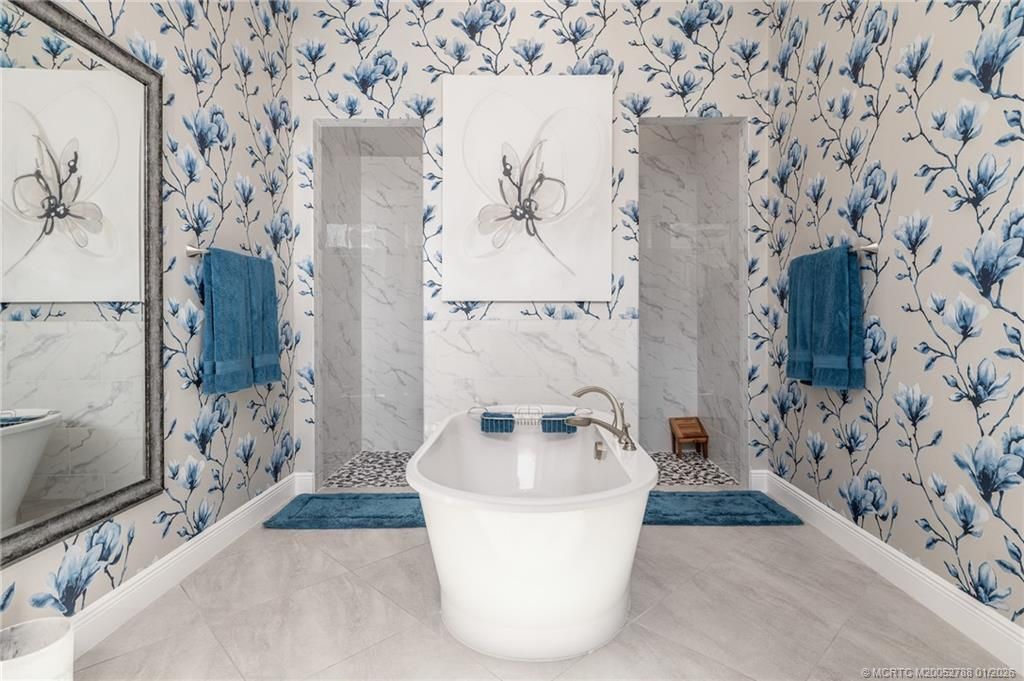 2505 NE Evinrude Circle, Jensen Beach, FL 34957 Photo