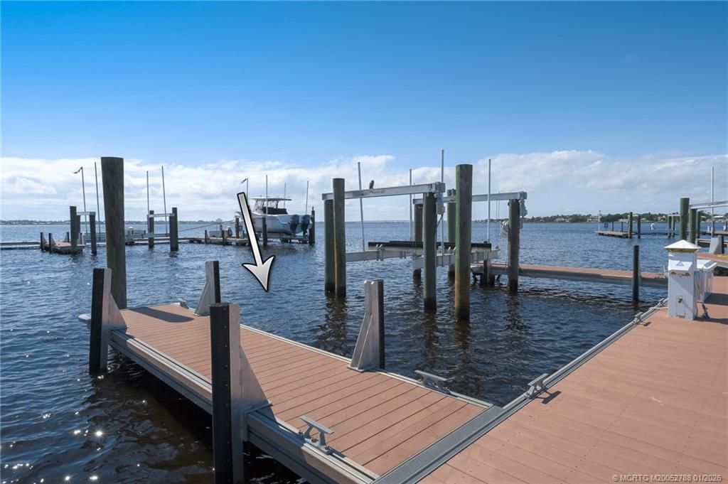 2505 NE Evinrude Circle, Jensen Beach, FL 34957 Photo