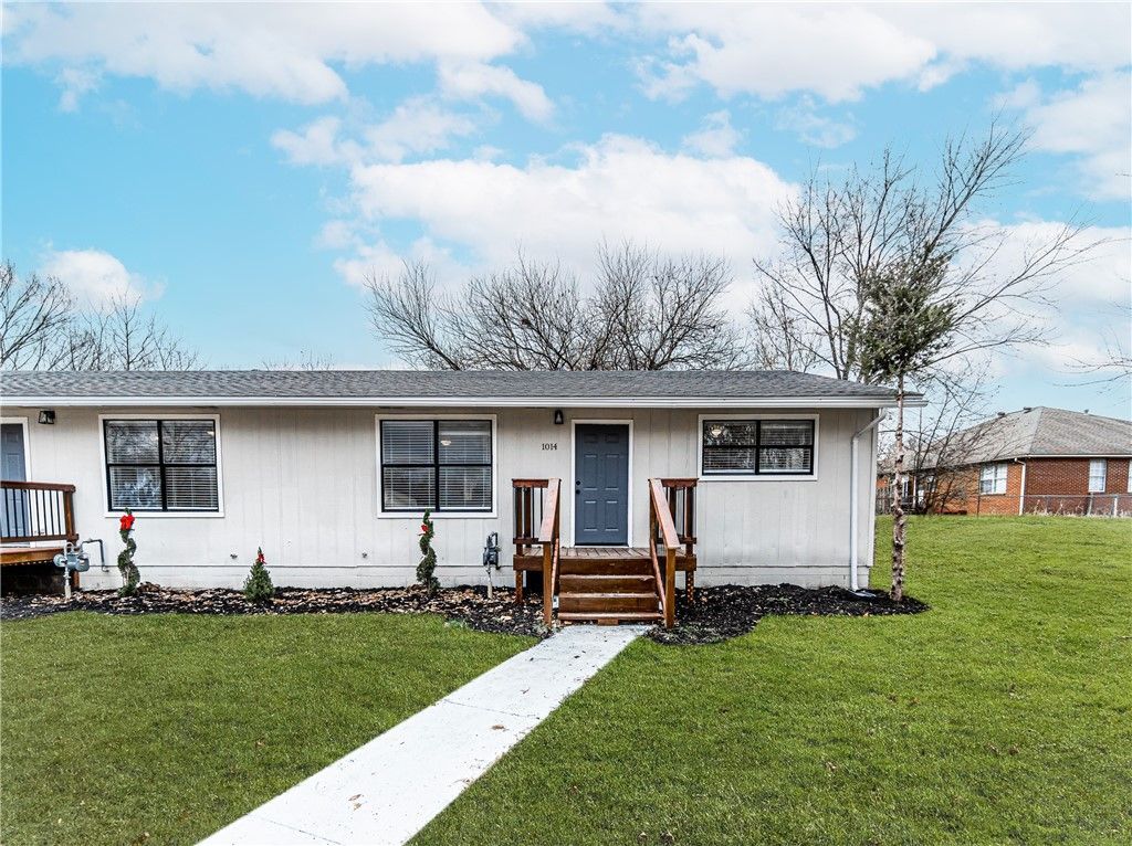 1014 N Hico Street, Unit B, Siloam Springs, AR 72761 Main Photo