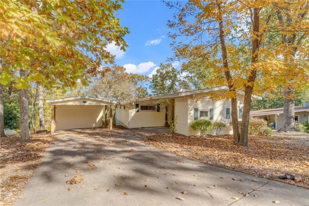 7 Formby Lane, Bella Vista, AR 72715 Main Photo