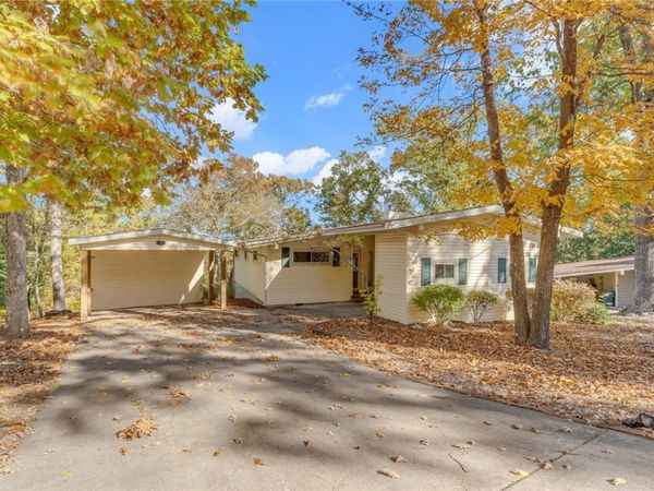 7 Formby Lane, Bella Vista, AR 72715