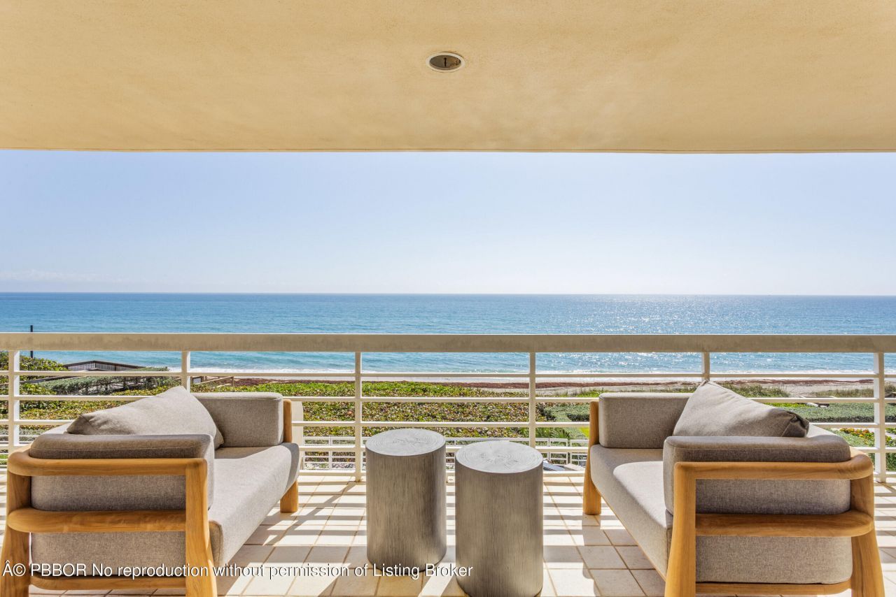 2 Sloans Curve Drive, Unit ., Palm Beach, FL 33480 Photo