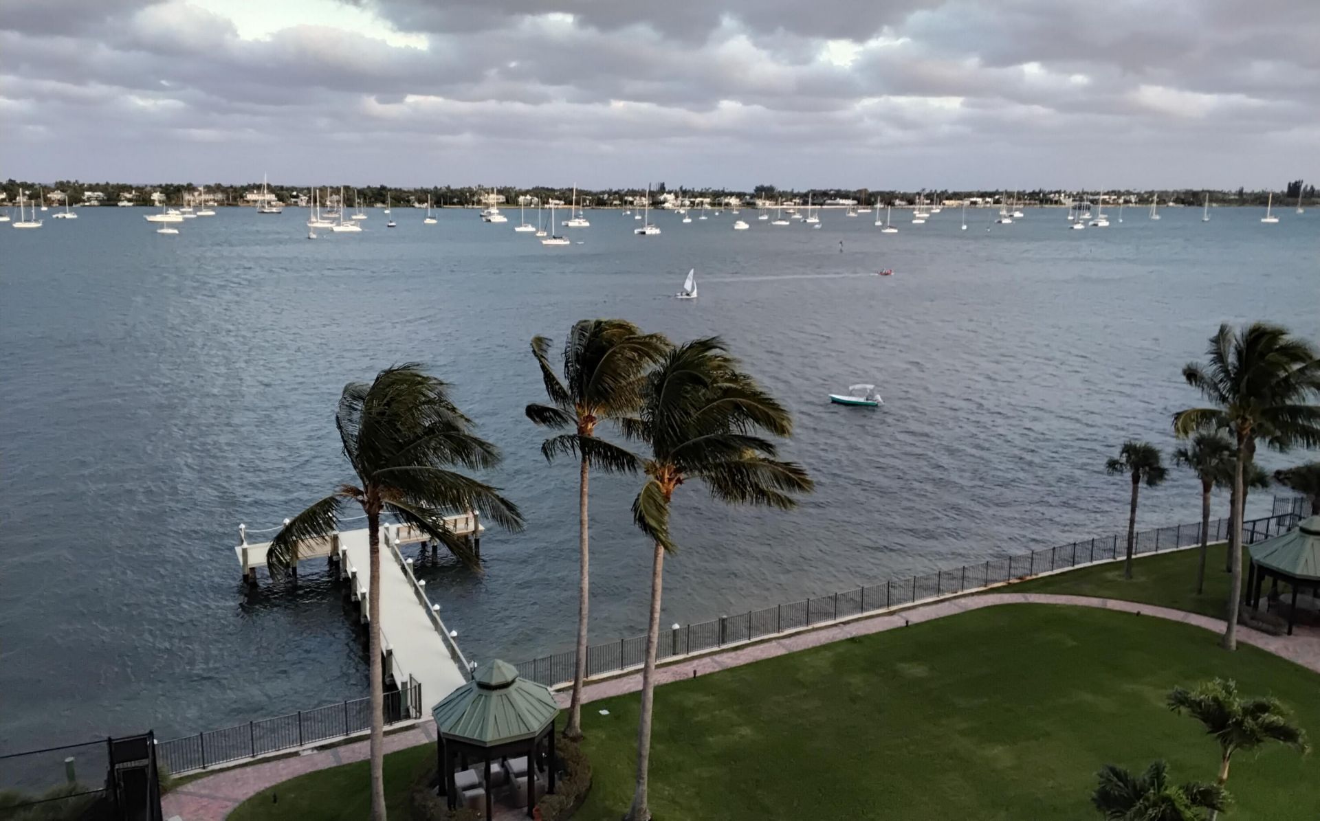 5200 N Flagler Drive Se, Unit 702, West Palm Beach, FL 33407 Photo