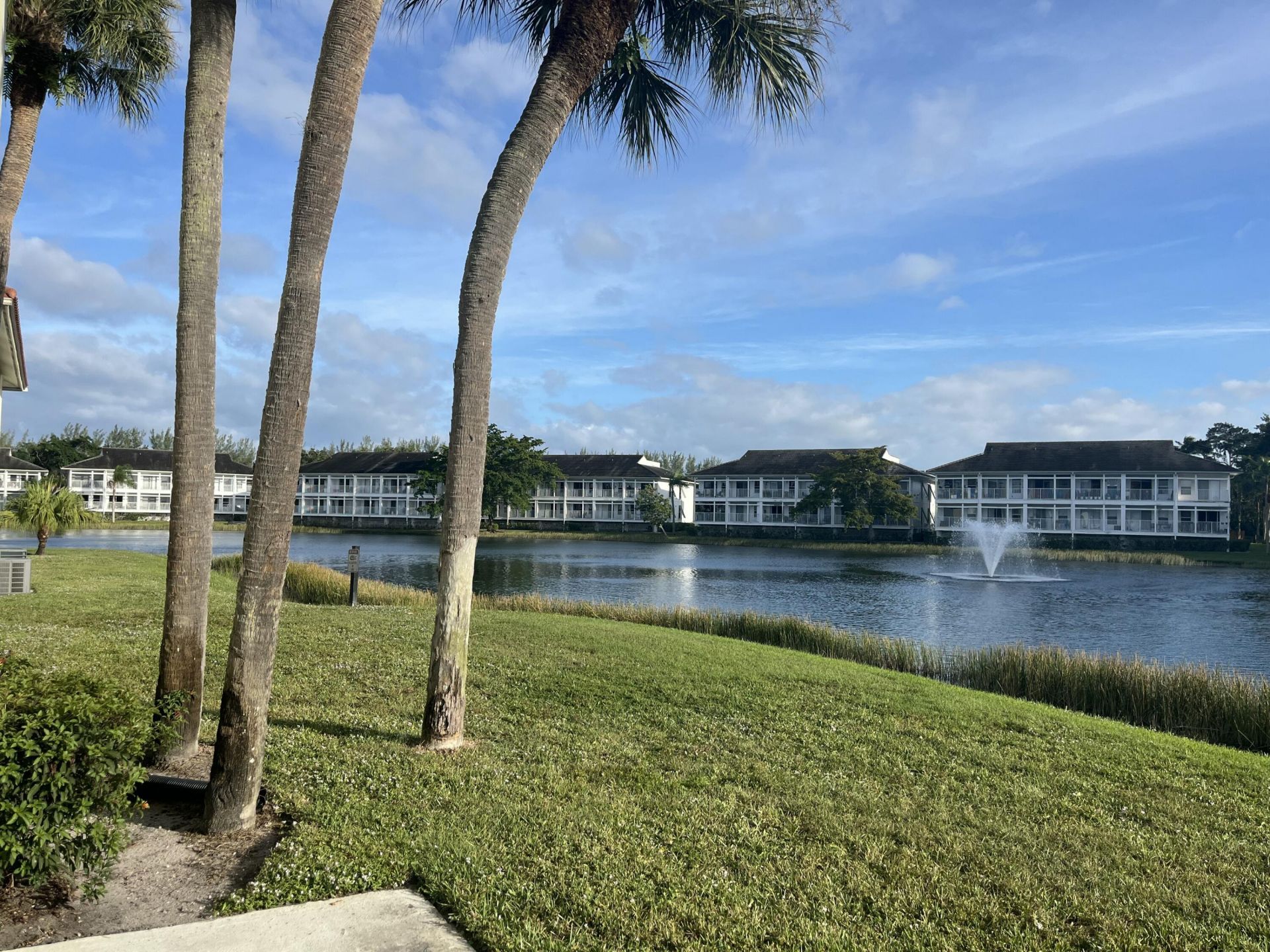 126 Cypress Point Drive, Palm Beach Gardens, FL 33418 Photo