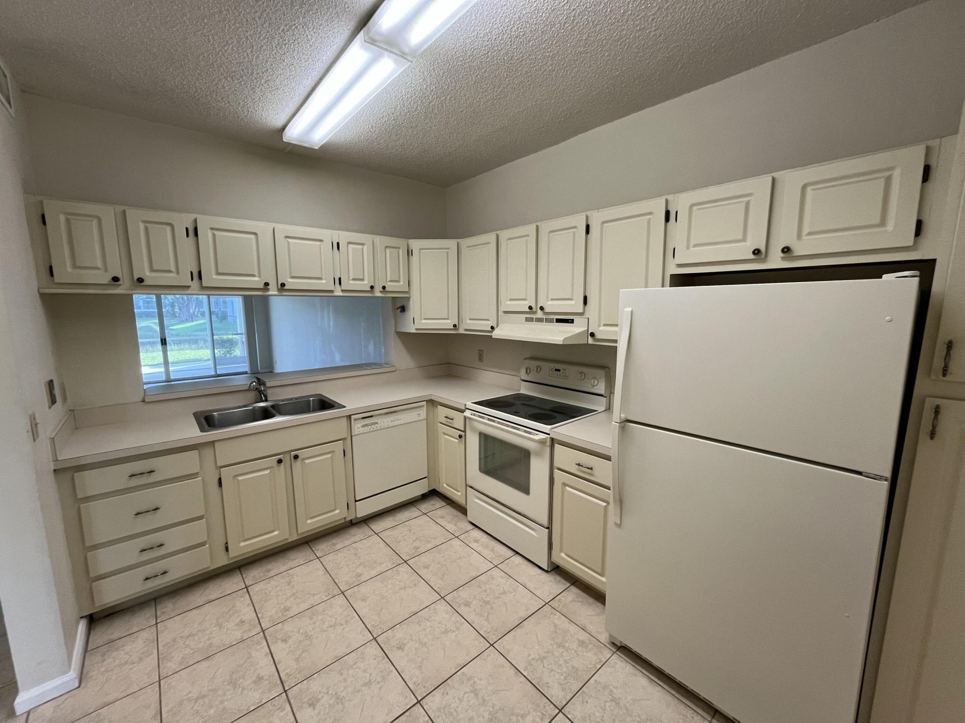 126 Cypress Point Drive, Palm Beach Gardens, FL 33418 Photo