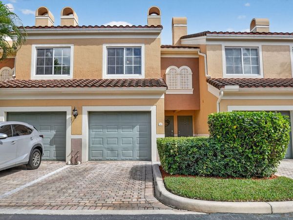 11781 Saint Andrews Place, Unit 106, Wellington, FL 33414