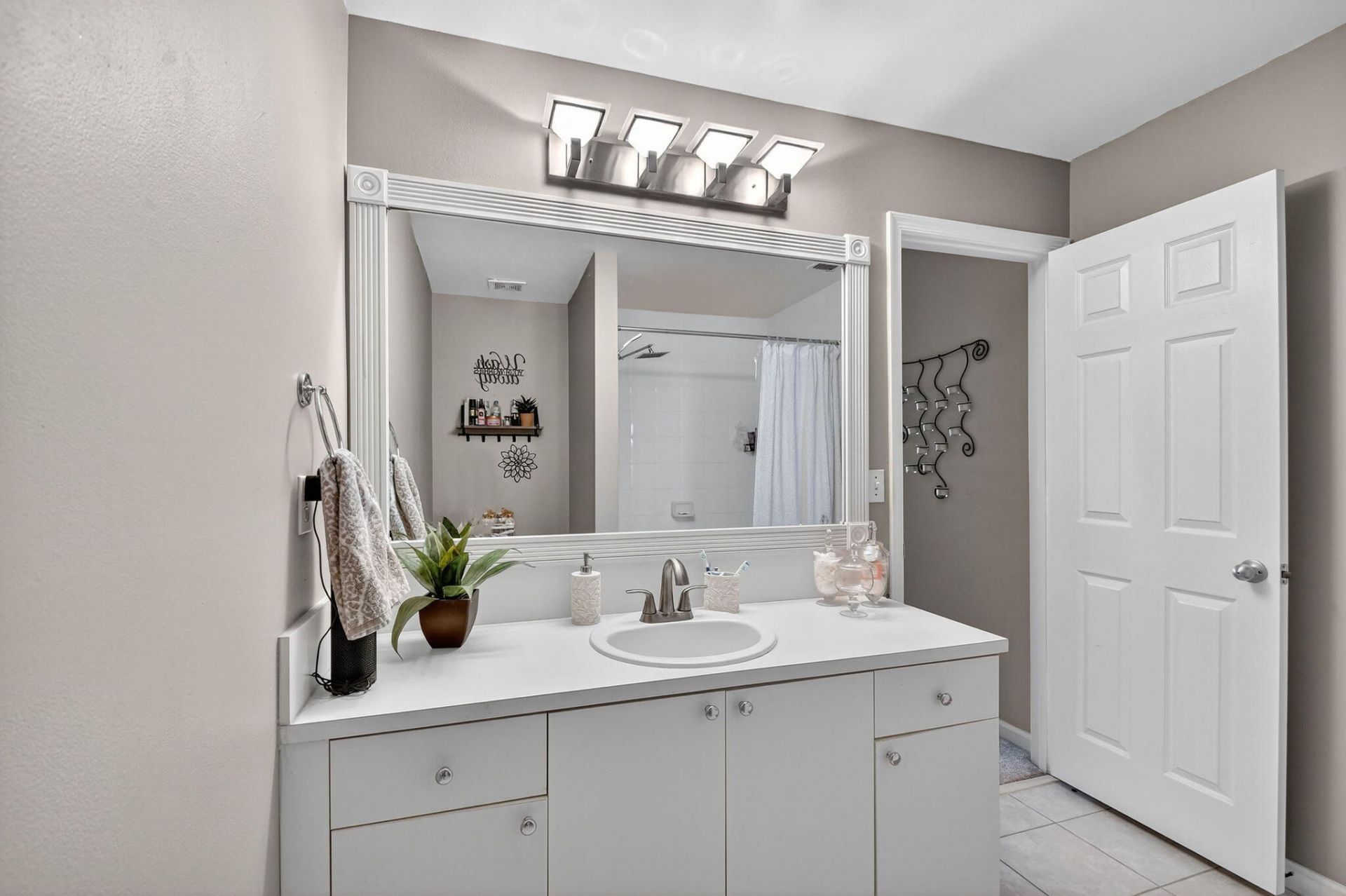 11781 Saint Andrews Place, Unit 106, Wellington, FL 33414 Photo