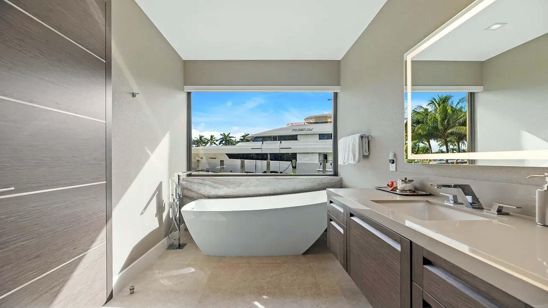 1600 SW 15th Avenue, Fort Lauderdale, FL 33312 Photo