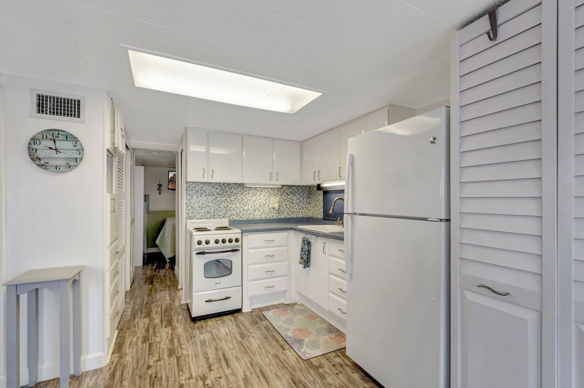 18 Juniper Drive, Unit J, Briny Breezes, FL 33435 Photo