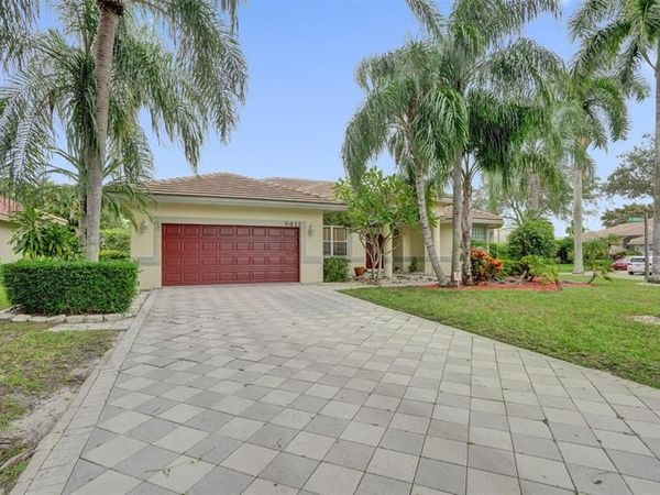 6411 NW 41st Street, Coral Springs, FL 33067