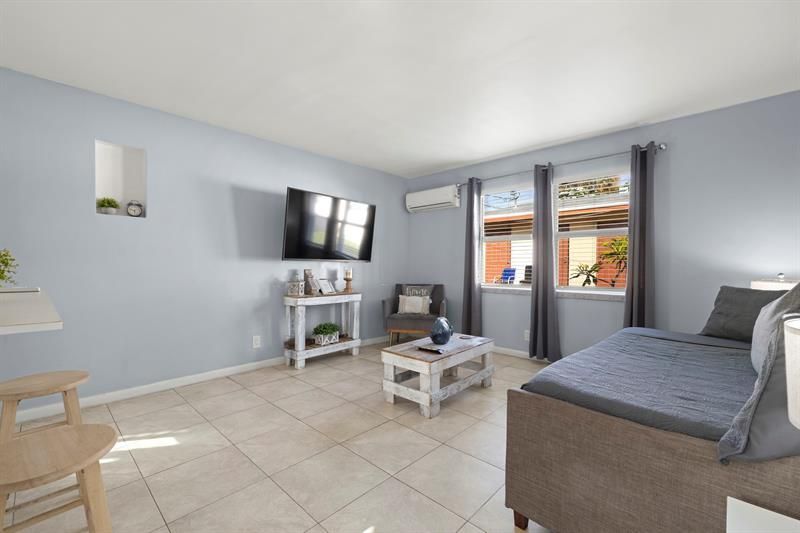 413-415 SE 23rd Street, Fort Lauderdale, FL 33316 Photo