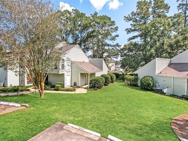 16 JACQUELINE Court, Unit 16, Mandeville, LA 70471