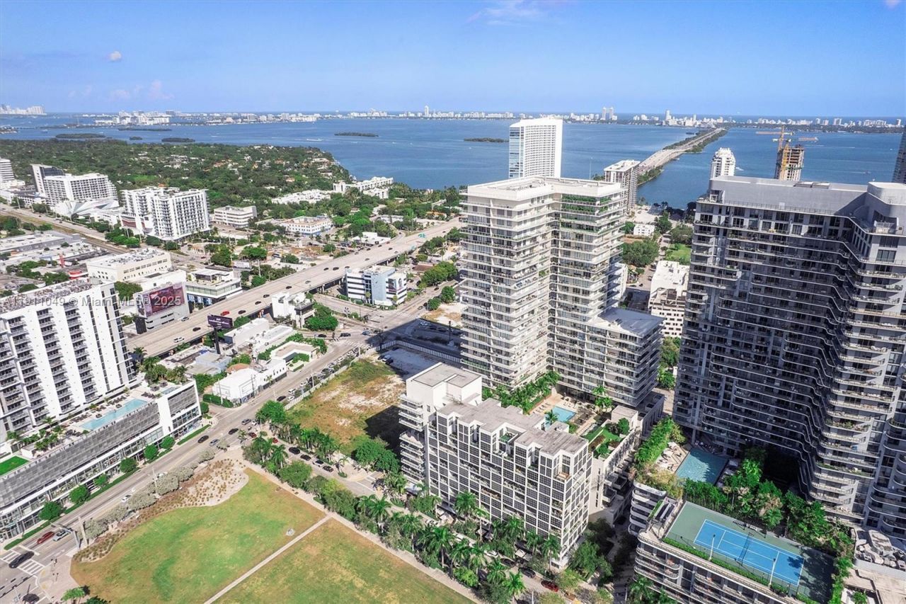 3470 E Coast Ave, Unit PH202, Miami, FL 33137 Photo