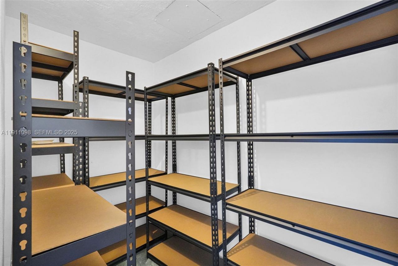 5911 NE 14th Ln, Unit 505S, Fort Lauderdale, FL 33334 Photo